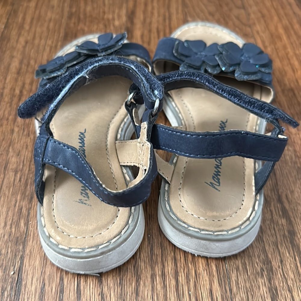 Hanna Andersson black sandals with Velcro strap. - Picture 3 of 5